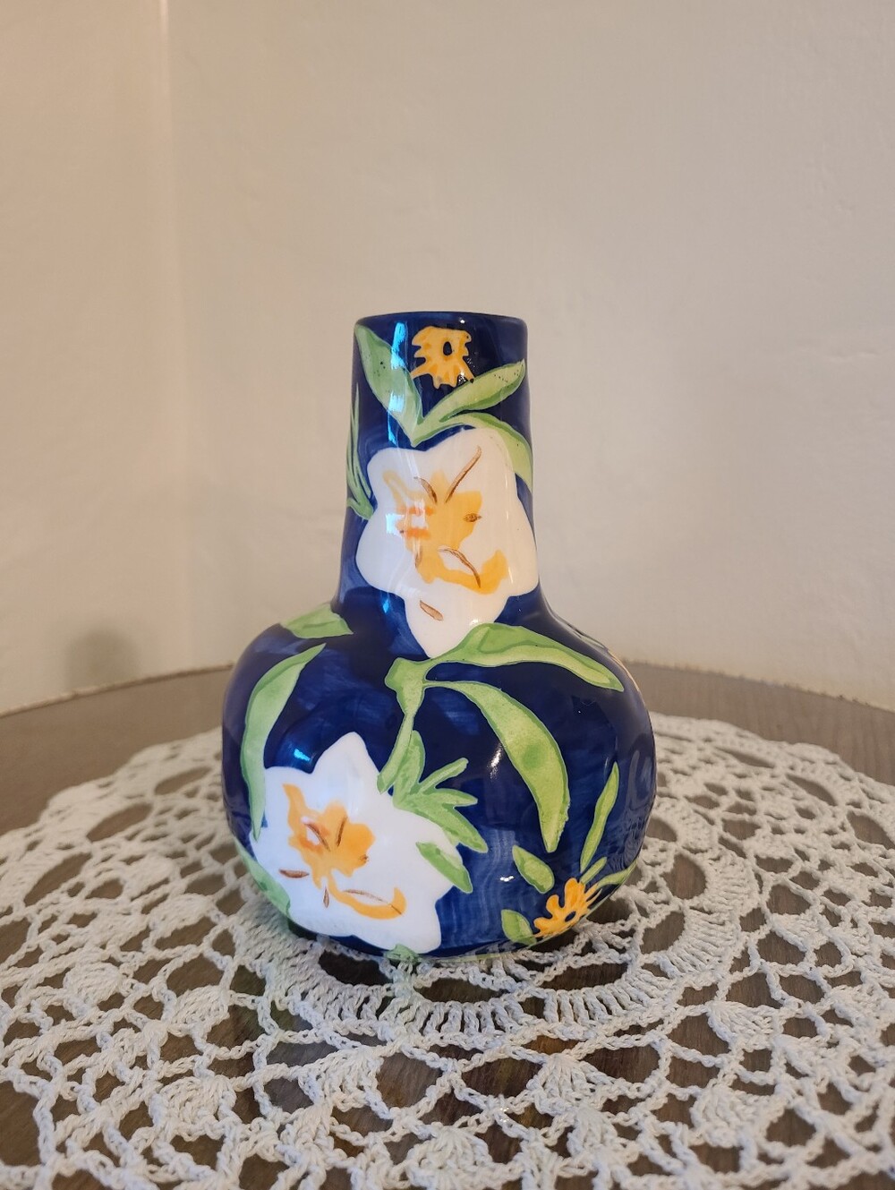 Anthropologie Leah Goren floral ceramic vase Blue